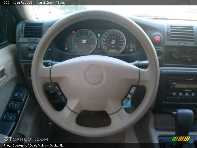 Mistral Green / Beige 2004 Isuzu Rodeo S