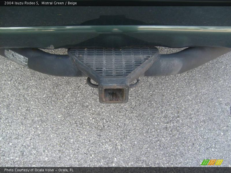 Mistral Green / Beige 2004 Isuzu Rodeo S