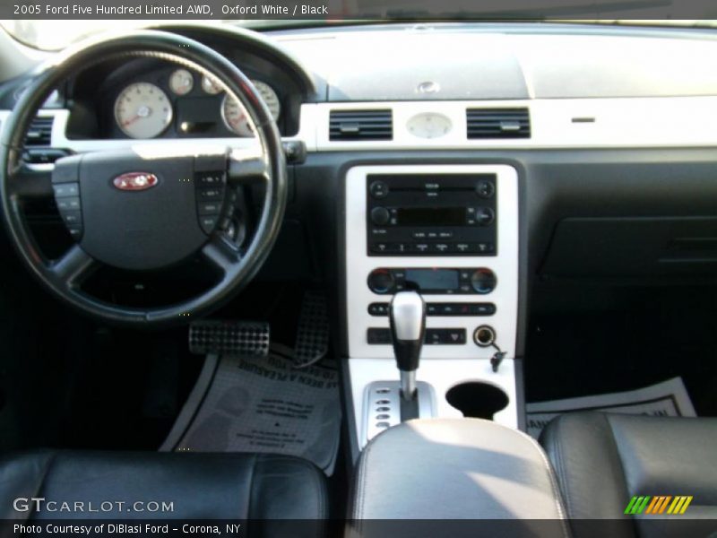 Oxford White / Black 2005 Ford Five Hundred Limited AWD