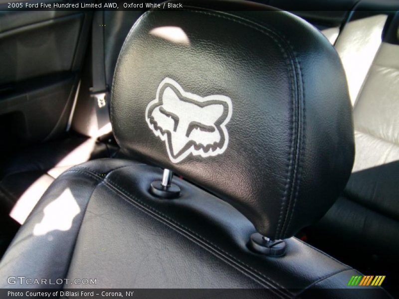 Oxford White / Black 2005 Ford Five Hundred Limited AWD