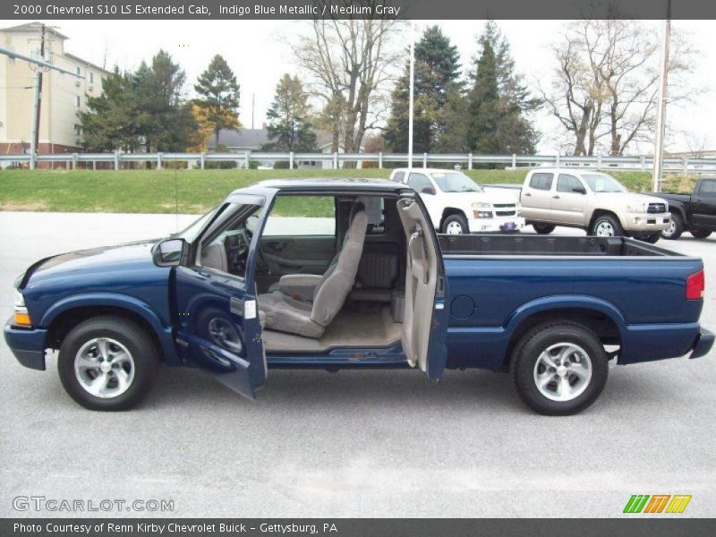 Indigo Blue Metallic / Medium Gray 2000 Chevrolet S10 LS Extended Cab