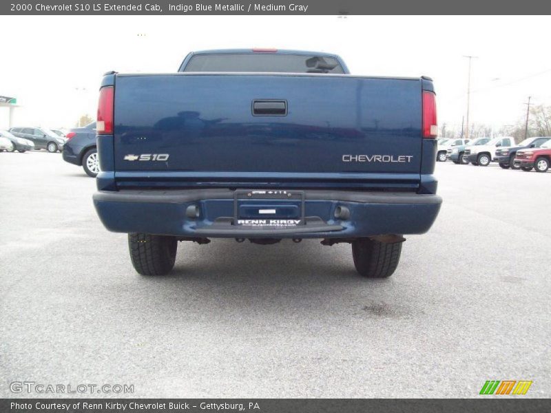 Indigo Blue Metallic / Medium Gray 2000 Chevrolet S10 LS Extended Cab