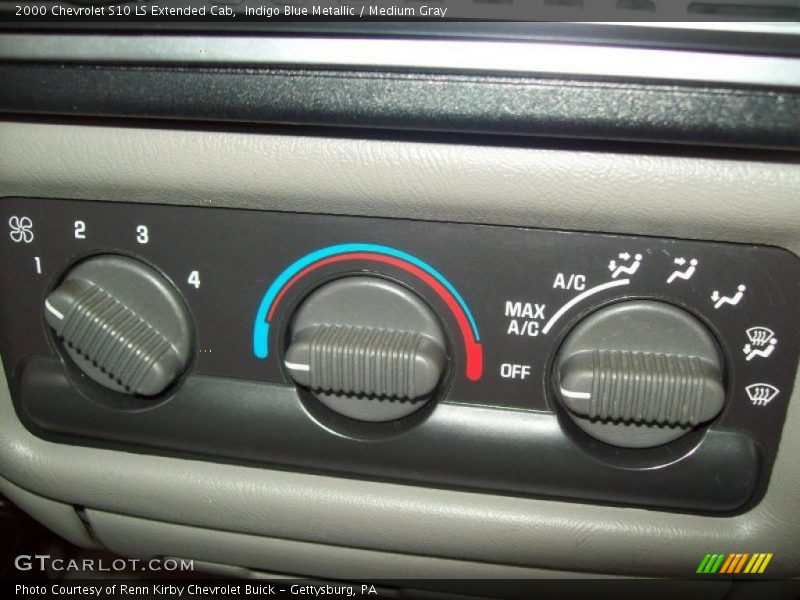 Indigo Blue Metallic / Medium Gray 2000 Chevrolet S10 LS Extended Cab