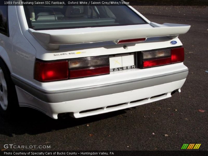 Oxford White / Saleen Grey/White/Yellow 1989 Ford Mustang Saleen SSC Fastback