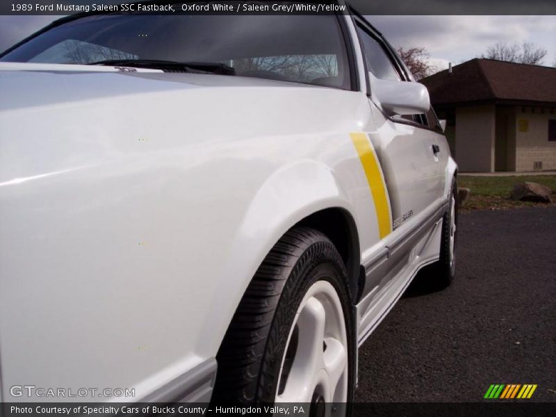 Oxford White / Saleen Grey/White/Yellow 1989 Ford Mustang Saleen SSC Fastback