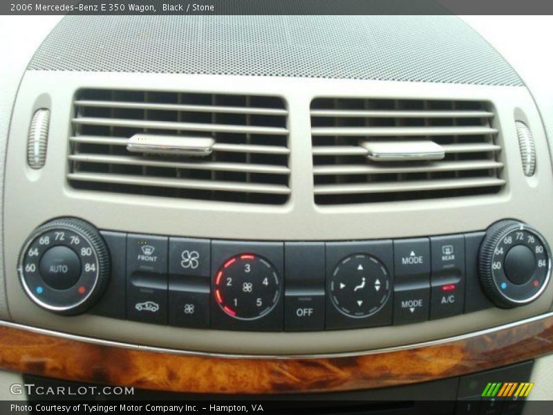 Controls of 2006 E 350 Wagon