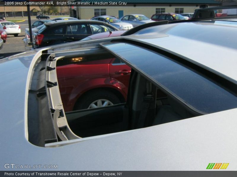 Bright Silver Metallic / Medium Slate Gray 2006 Jeep Commander 4x4