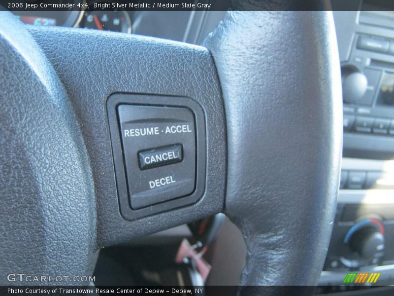 Bright Silver Metallic / Medium Slate Gray 2006 Jeep Commander 4x4