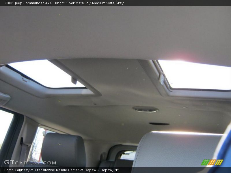 Bright Silver Metallic / Medium Slate Gray 2006 Jeep Commander 4x4