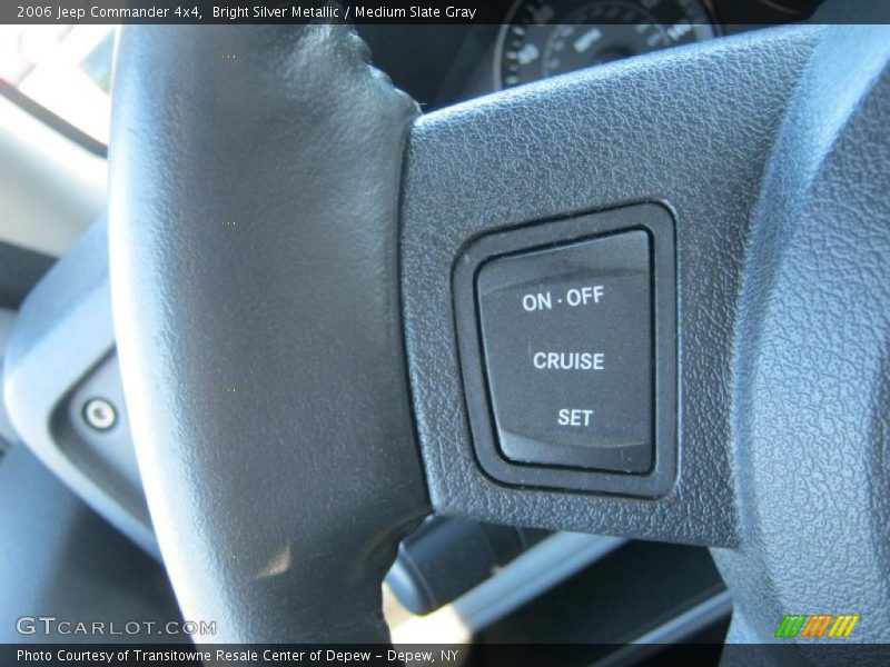 Bright Silver Metallic / Medium Slate Gray 2006 Jeep Commander 4x4