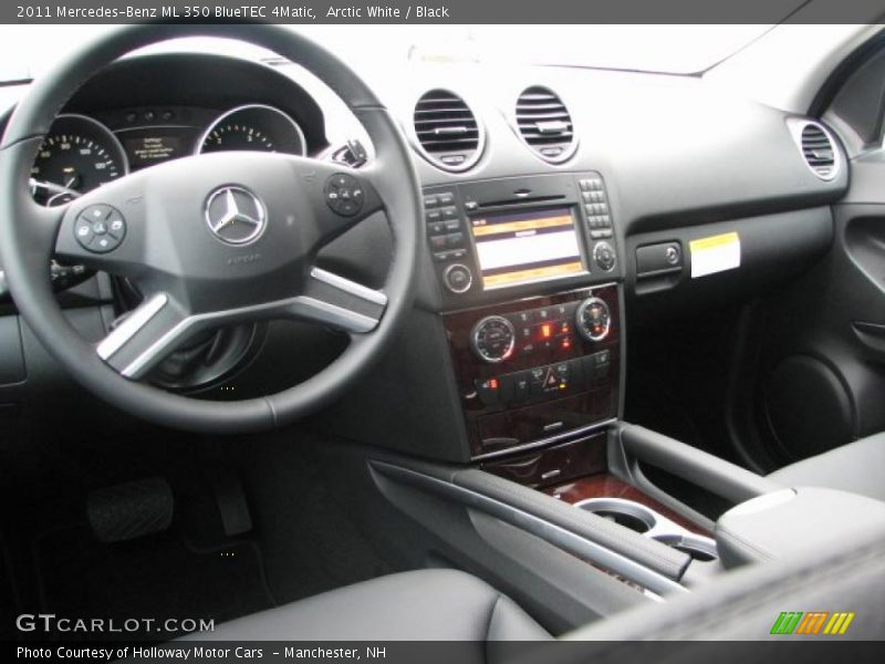 Arctic White / Black 2011 Mercedes-Benz ML 350 BlueTEC 4Matic