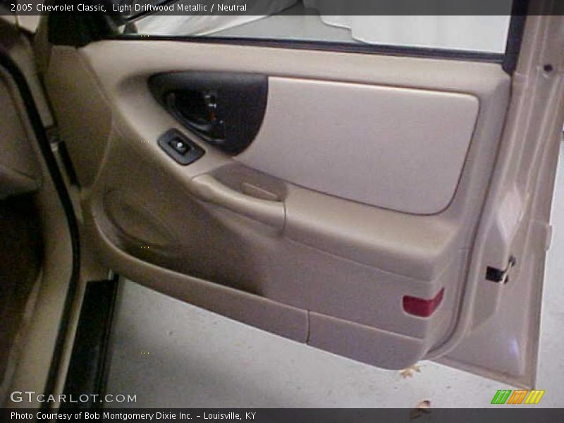 Light Driftwood Metallic / Neutral 2005 Chevrolet Classic