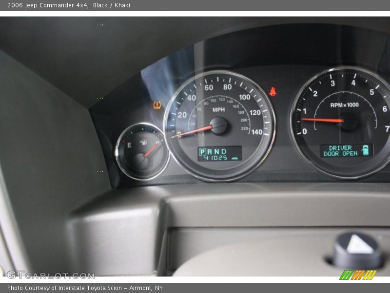 Black / Khaki 2006 Jeep Commander 4x4