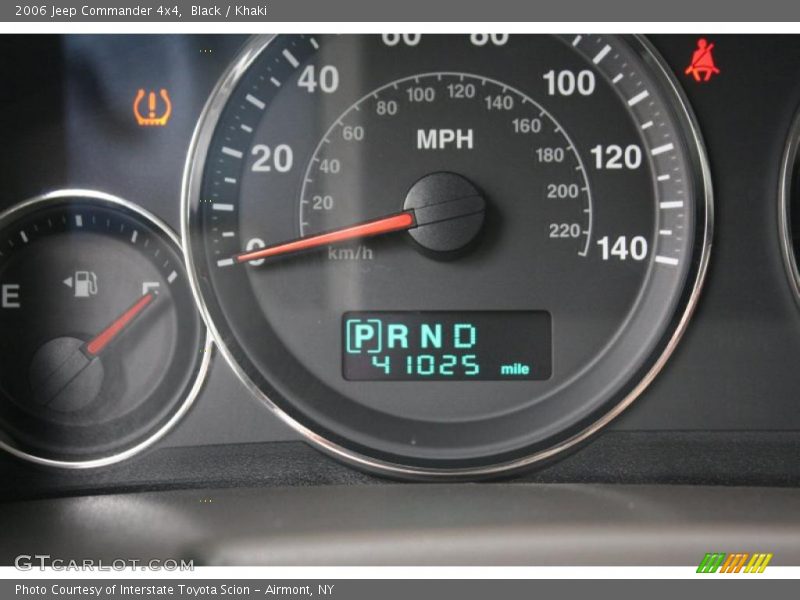 Black / Khaki 2006 Jeep Commander 4x4