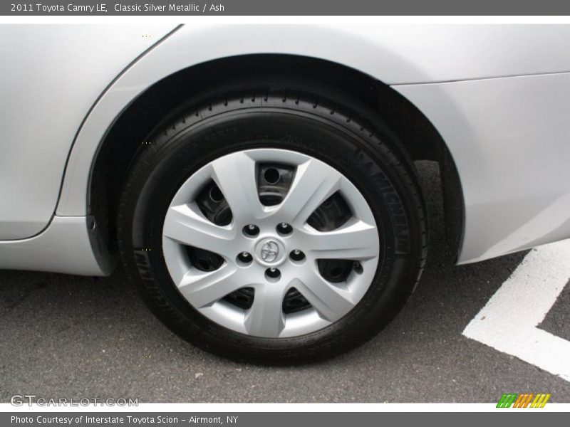 Classic Silver Metallic / Ash 2011 Toyota Camry LE