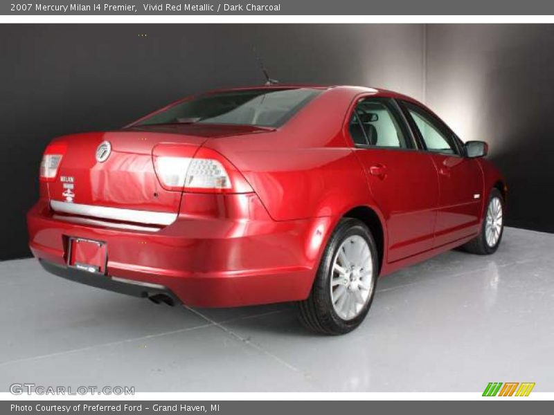 Vivid Red Metallic / Dark Charcoal 2007 Mercury Milan I4 Premier