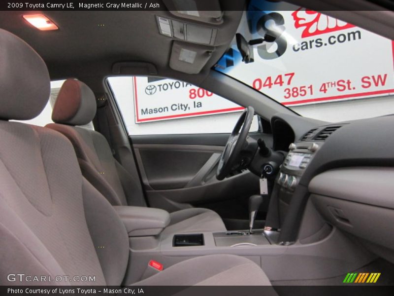 Magnetic Gray Metallic / Ash 2009 Toyota Camry LE