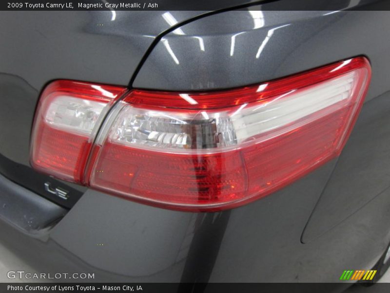 Magnetic Gray Metallic / Ash 2009 Toyota Camry LE