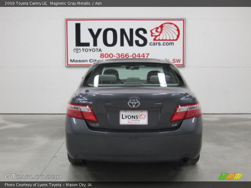 Magnetic Gray Metallic / Ash 2009 Toyota Camry LE