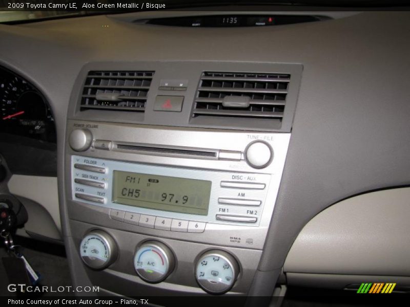 Aloe Green Metallic / Bisque 2009 Toyota Camry LE