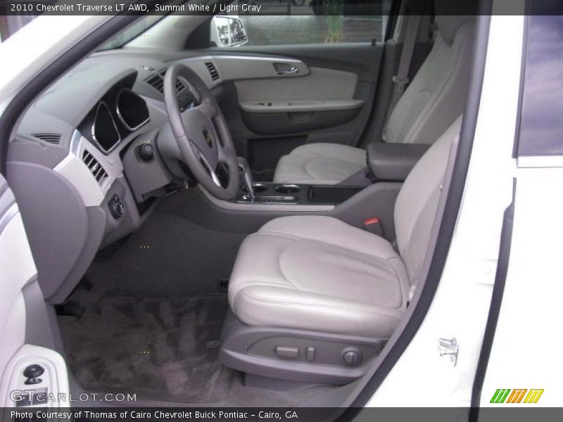 Summit White / Light Gray 2010 Chevrolet Traverse LT AWD