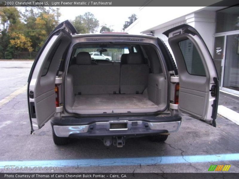 Light Pewter Metallic / Tan/Neutral 2003 Chevrolet Tahoe LS