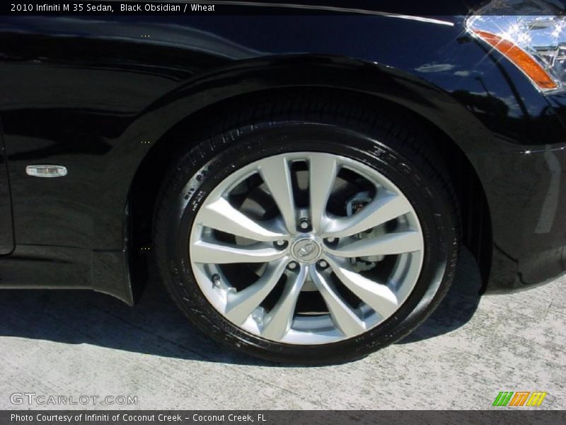  2010 M 35 Sedan Wheel