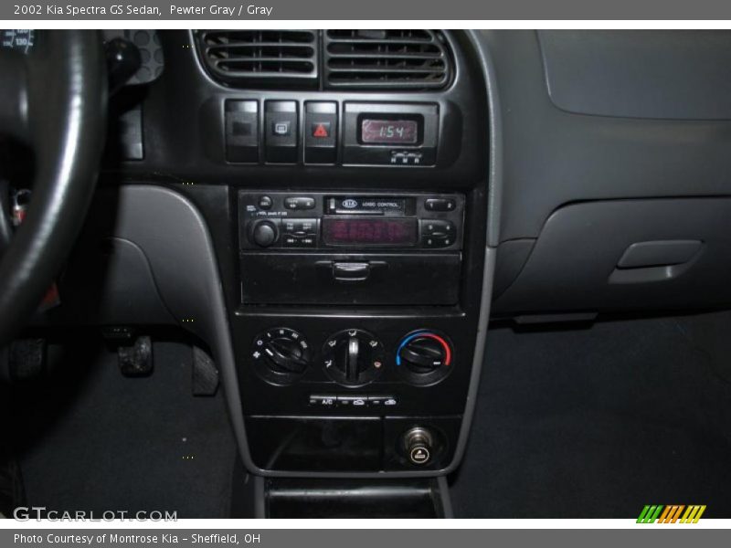 Pewter Gray / Gray 2002 Kia Spectra GS Sedan