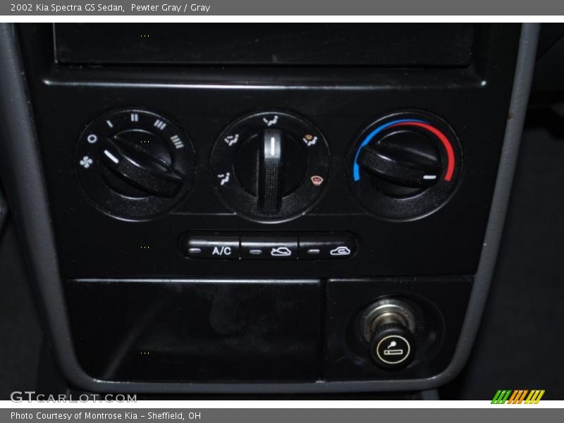 Pewter Gray / Gray 2002 Kia Spectra GS Sedan