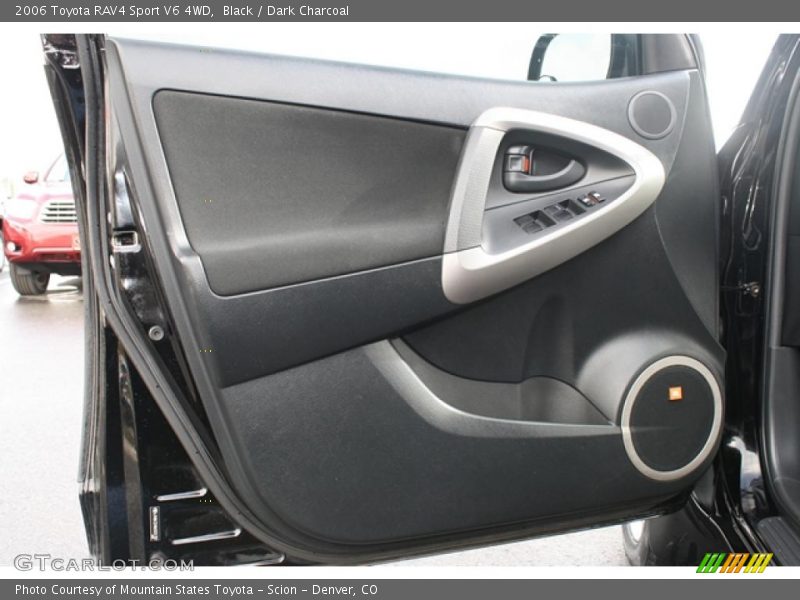 Door Panel of 2006 RAV4 Sport V6 4WD