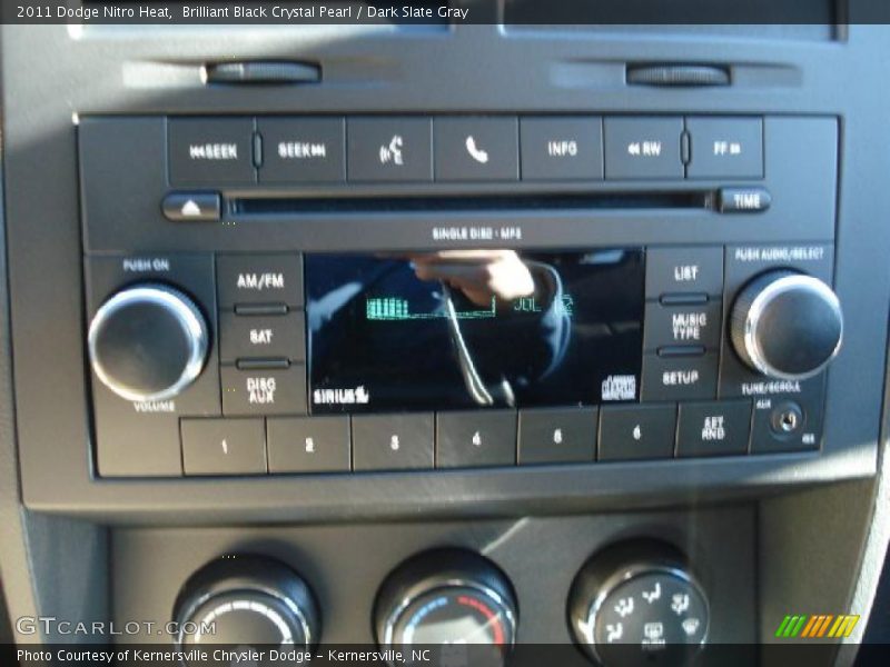 Controls of 2011 Nitro Heat