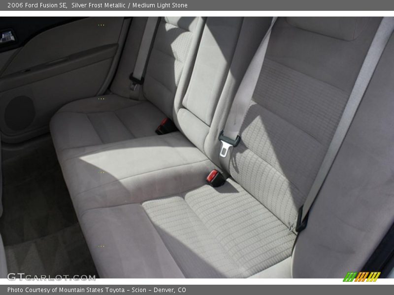 Silver Frost Metallic / Medium Light Stone 2006 Ford Fusion SE