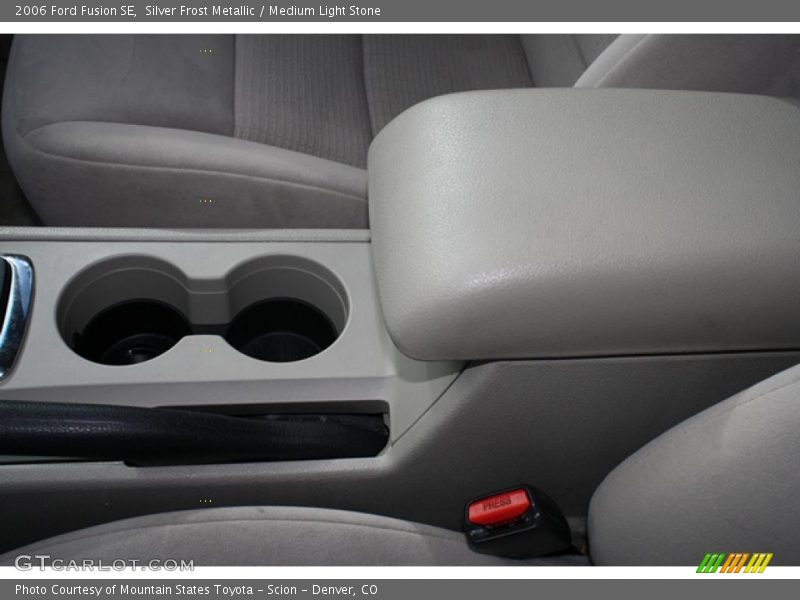 Silver Frost Metallic / Medium Light Stone 2006 Ford Fusion SE