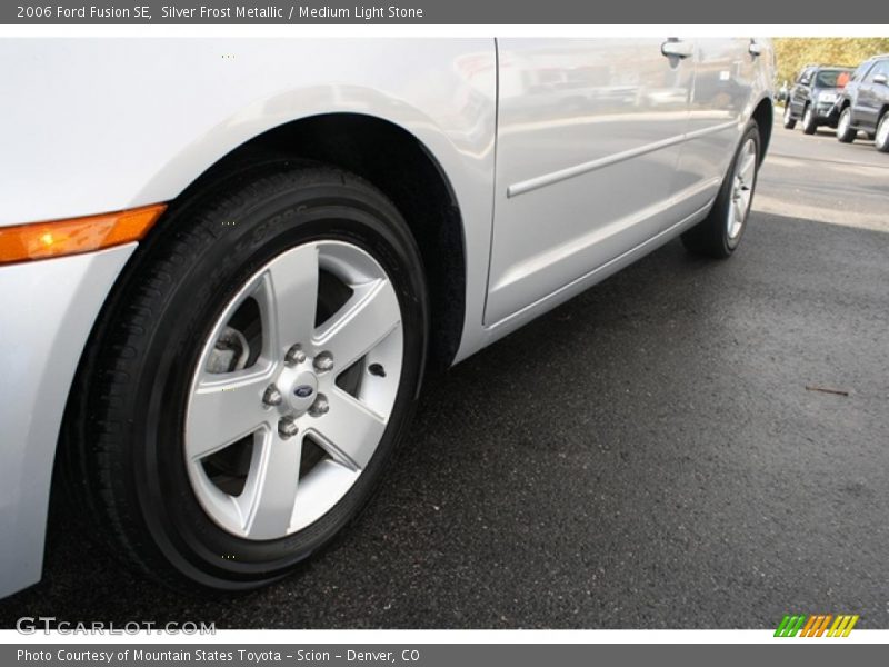 Silver Frost Metallic / Medium Light Stone 2006 Ford Fusion SE