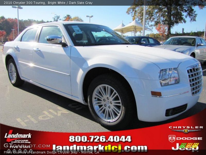 Bright White / Dark Slate Gray 2010 Chrysler 300 Touring