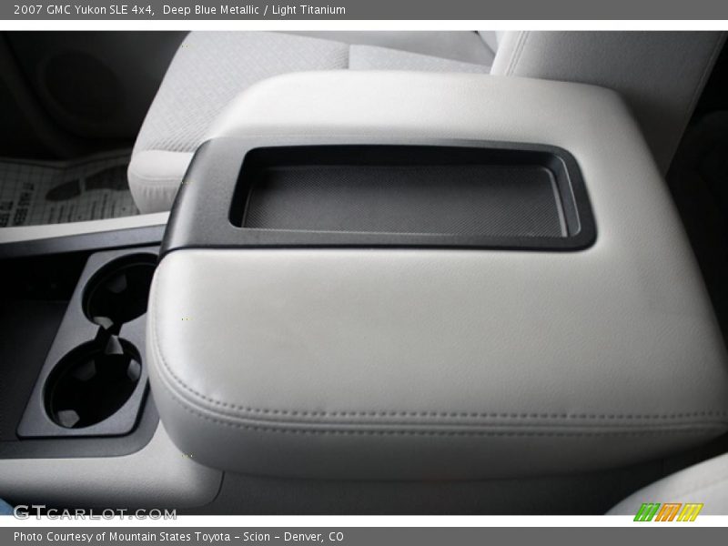 Deep Blue Metallic / Light Titanium 2007 GMC Yukon SLE 4x4