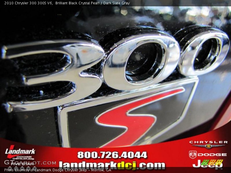Brilliant Black Crystal Pearl / Dark Slate Gray 2010 Chrysler 300 300S V6
