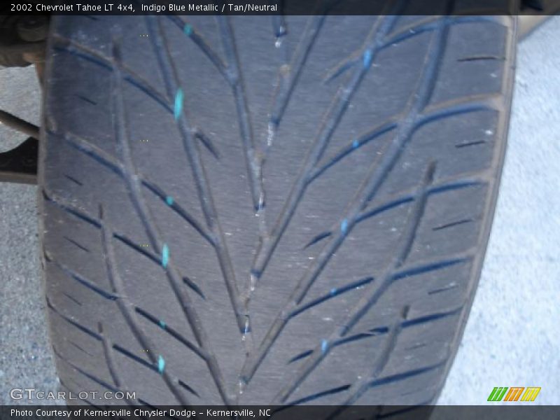 Indigo Blue Metallic / Tan/Neutral 2002 Chevrolet Tahoe LT 4x4