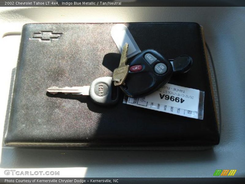 Indigo Blue Metallic / Tan/Neutral 2002 Chevrolet Tahoe LT 4x4
