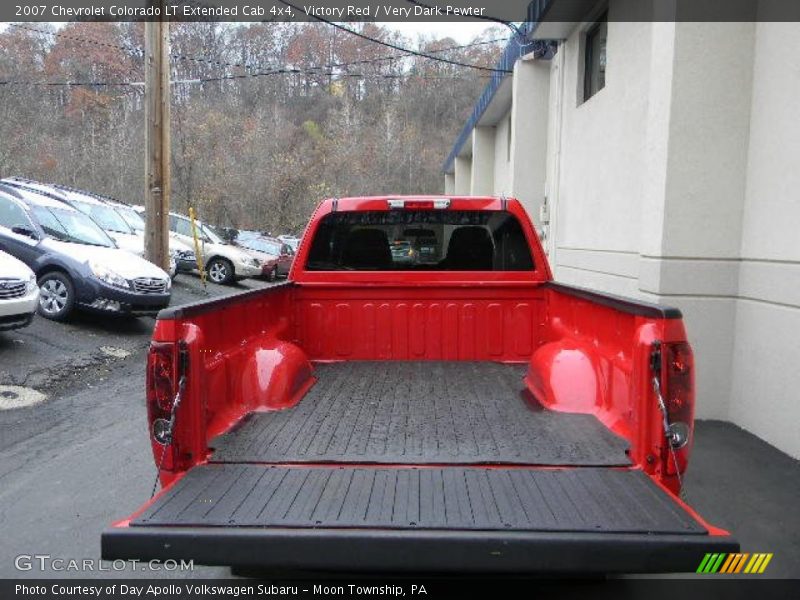 Victory Red / Very Dark Pewter 2007 Chevrolet Colorado LT Extended Cab 4x4