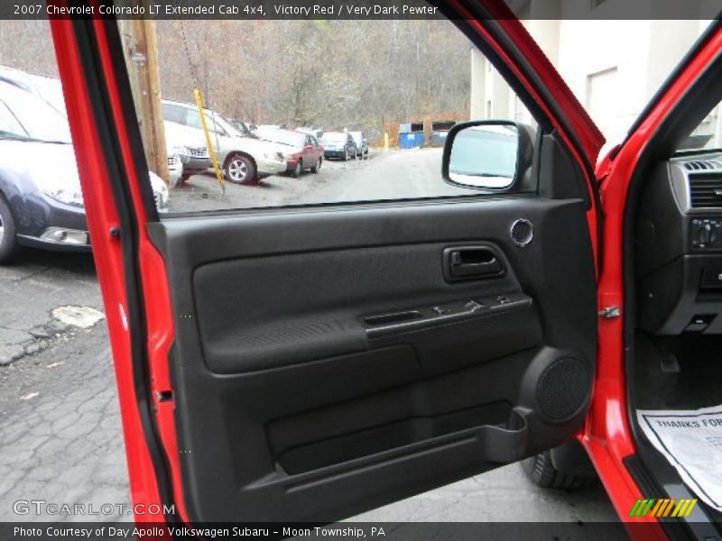 Door Panel of 2007 Colorado LT Extended Cab 4x4