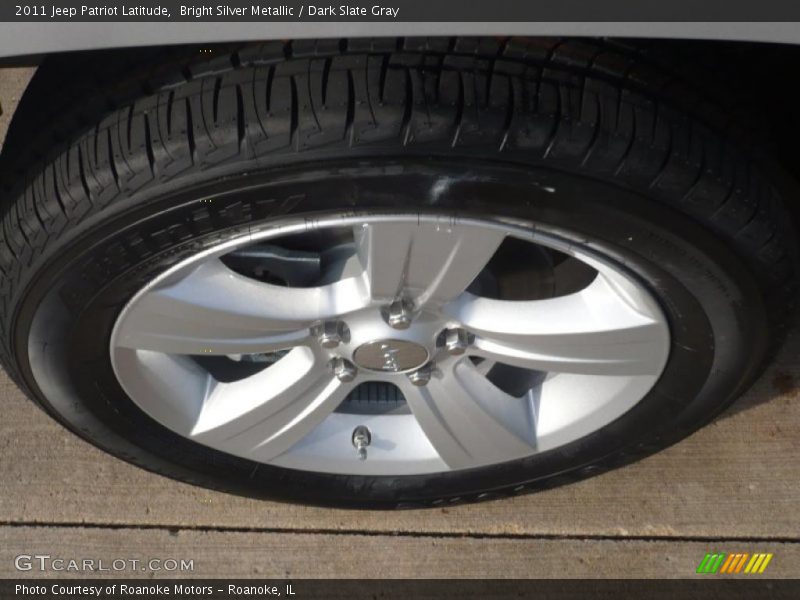 Bright Silver Metallic / Dark Slate Gray 2011 Jeep Patriot Latitude