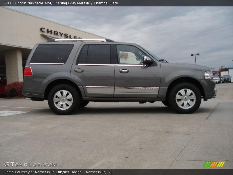 Sterling Grey Metallic / Charcoal Black 2010 Lincoln Navigator 4x4