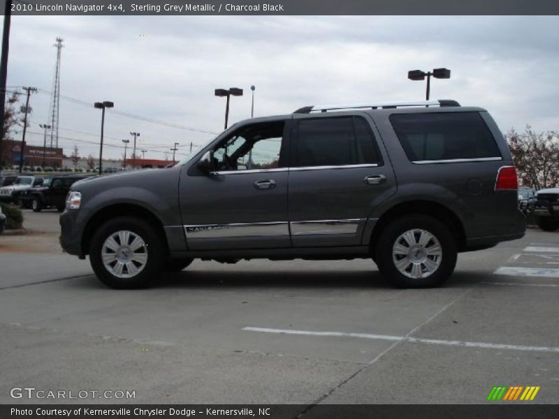 Sterling Grey Metallic / Charcoal Black 2010 Lincoln Navigator 4x4