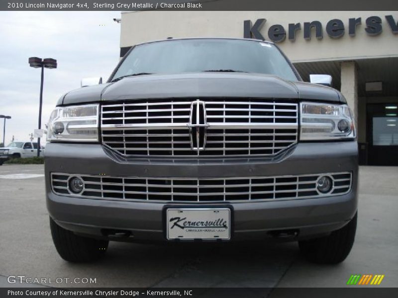 Sterling Grey Metallic / Charcoal Black 2010 Lincoln Navigator 4x4