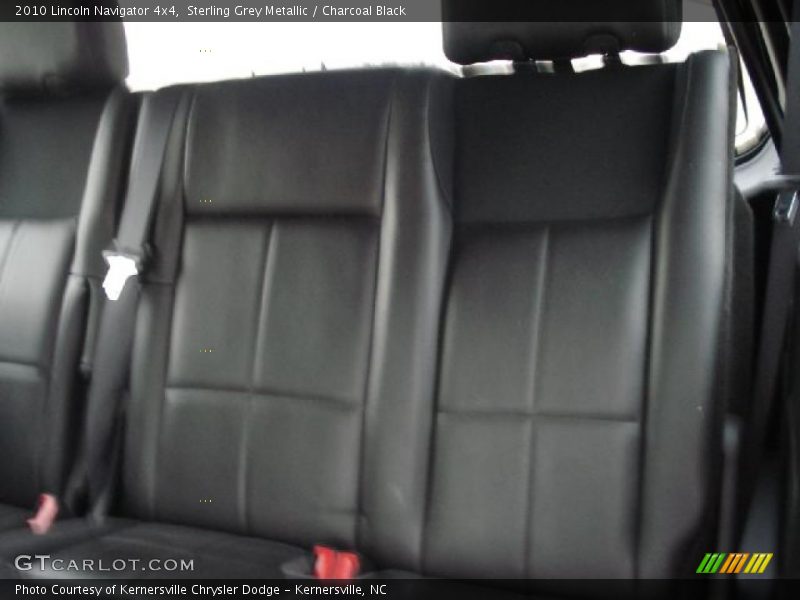 Sterling Grey Metallic / Charcoal Black 2010 Lincoln Navigator 4x4