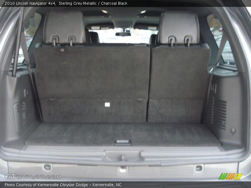 Sterling Grey Metallic / Charcoal Black 2010 Lincoln Navigator 4x4