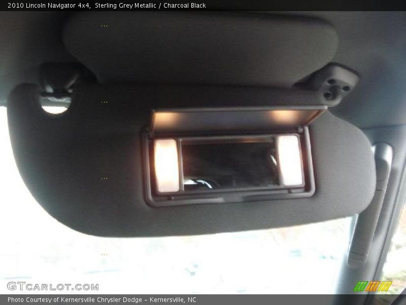 Sterling Grey Metallic / Charcoal Black 2010 Lincoln Navigator 4x4