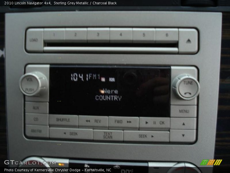 Sterling Grey Metallic / Charcoal Black 2010 Lincoln Navigator 4x4