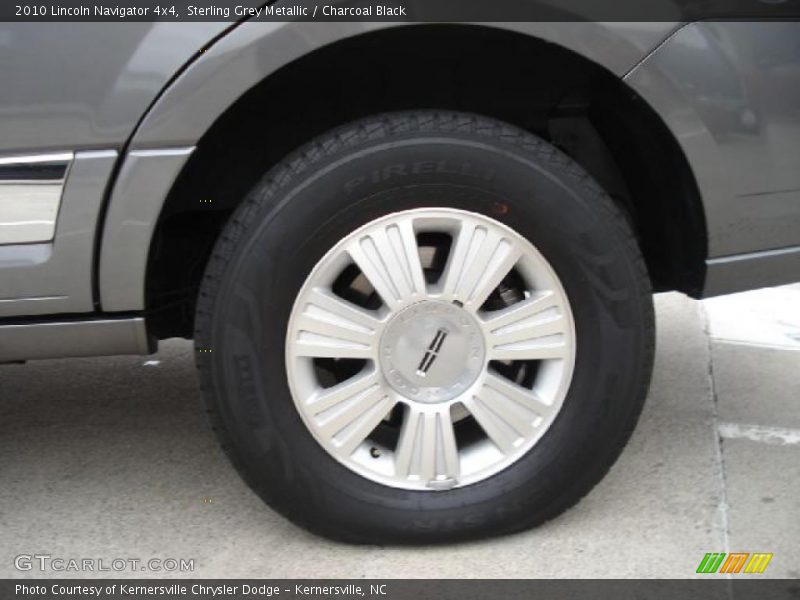 Sterling Grey Metallic / Charcoal Black 2010 Lincoln Navigator 4x4